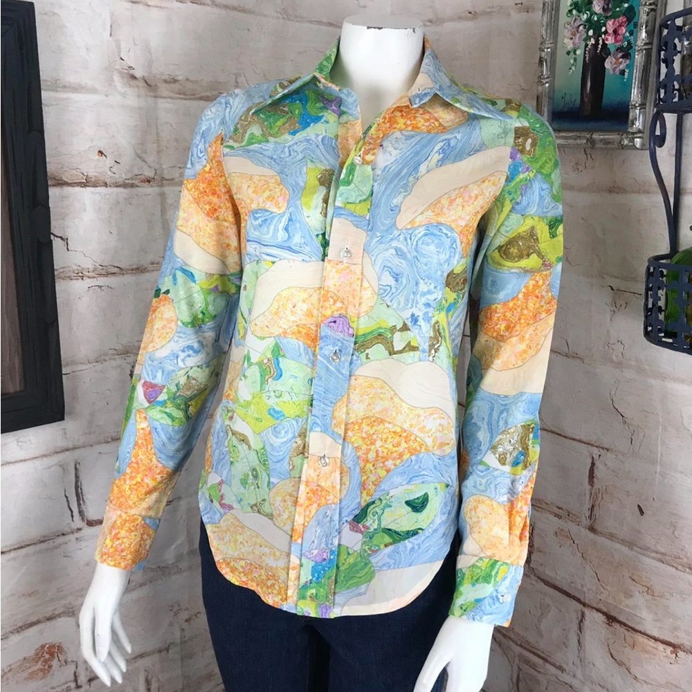 1970s 70s Dagger Collar Button Up Blouse